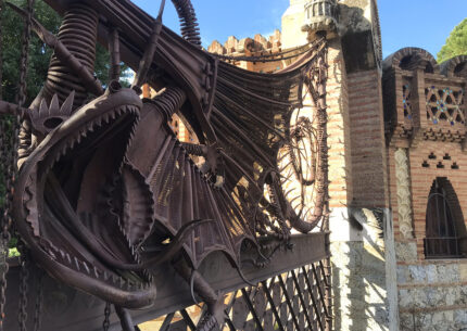A door with a drag, designed by Gaudí